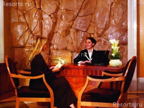 Towers Rotana Hotel 3